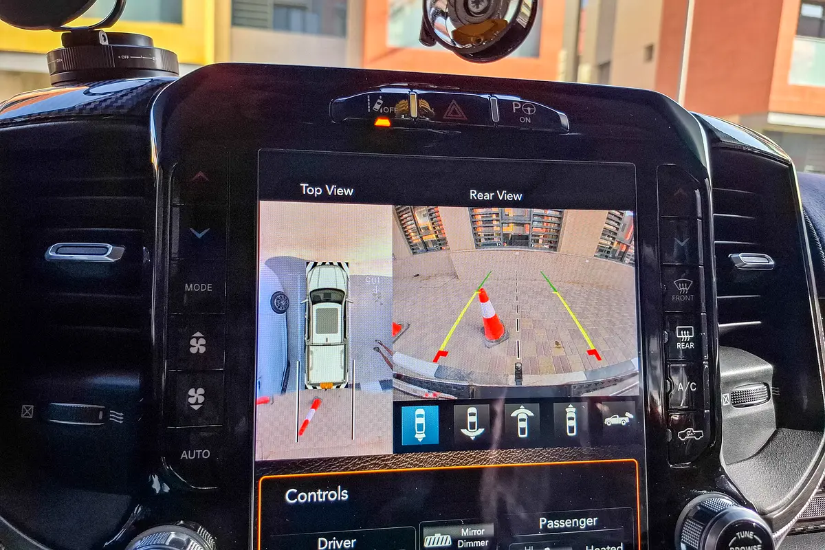 DODGE Ram 1500 Limited 2020 - photo 12 - Import Émirats | International Cars