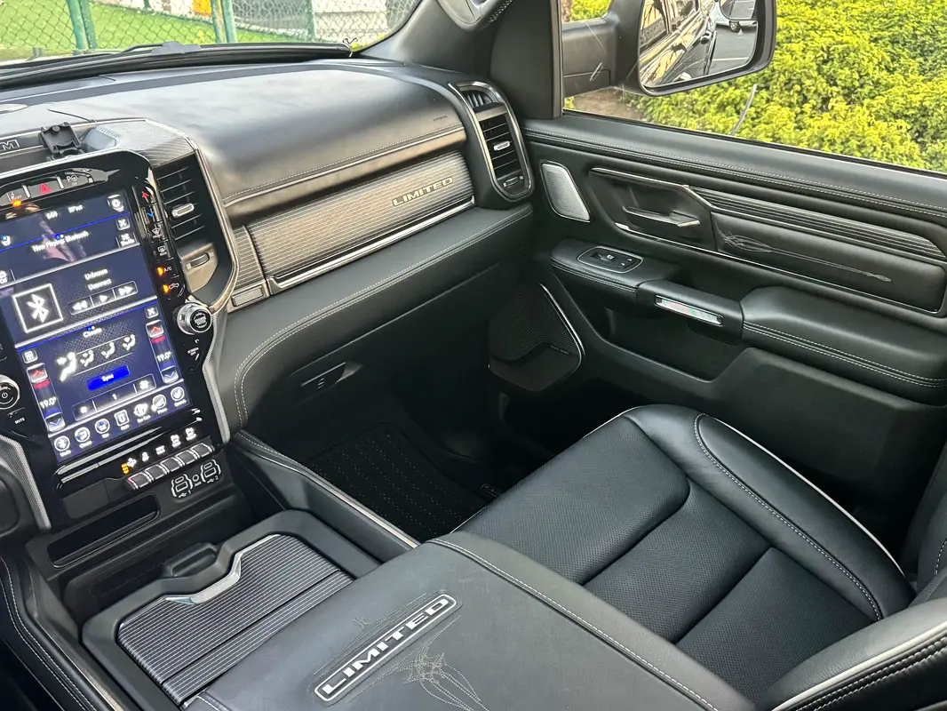 DODGE Ram 1500 Limited 2021 - photo 10 - Import Émirats | International Cars