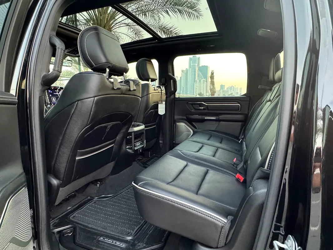 DODGE Ram 1500 Limited 2021 - photo 5 - Import Émirats | International Cars