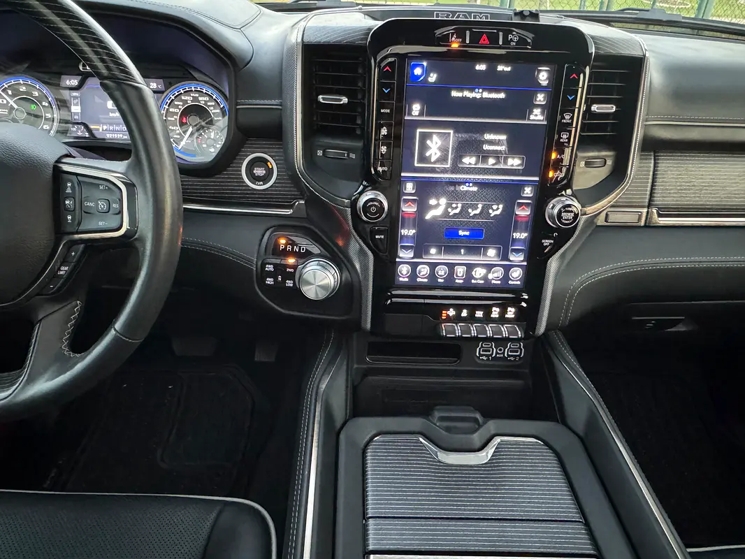 DODGE Ram 1500 Limited 2021 - photo 8 - Import Émirats | International Cars