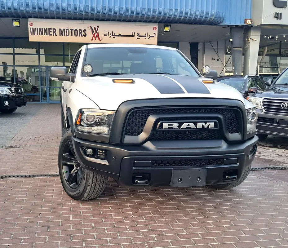 DODGE Ram 1500 Regular Cab 2022 - photo 2 - Import Émirats | International Cars