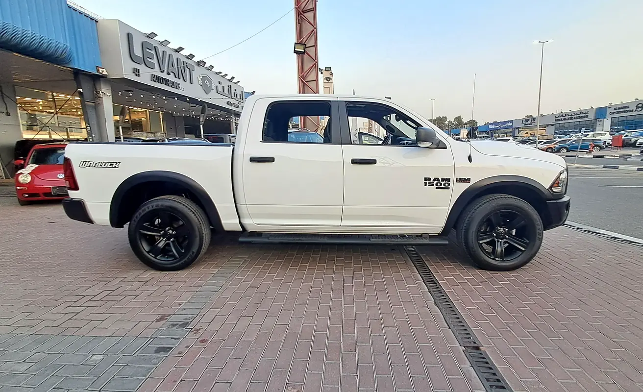 DODGE Ram 1500 Regular Cab 2022 - photo 7 - Import Émirats | International Cars