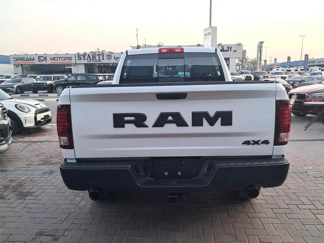DODGE Ram 1500 Regular Cab 2022 - photo 8 - Import Émirats | International Cars