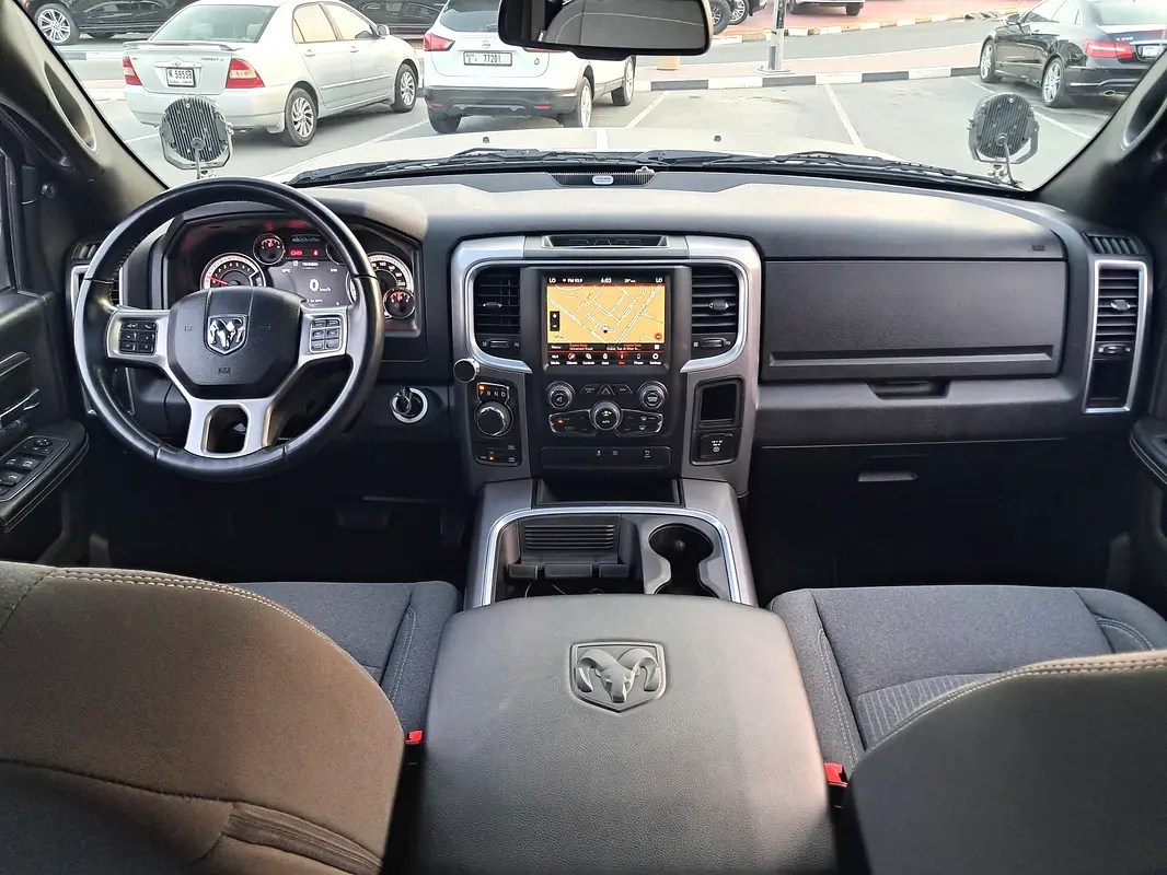 DODGE Ram 1500 Regular Cab 2022 - photo 9 - Import Émirats | International Cars