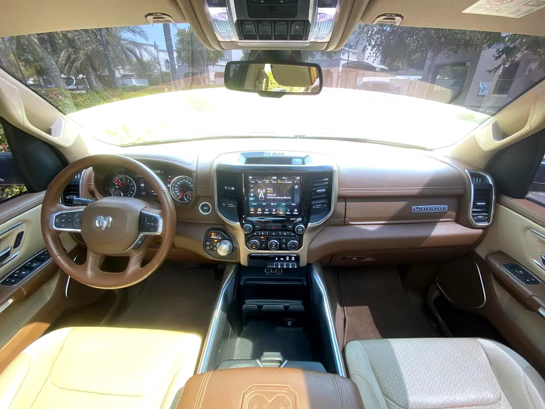 DODGE Ram 1500 Laramie 2020 - photo 11 - Import Émirats | International Cars