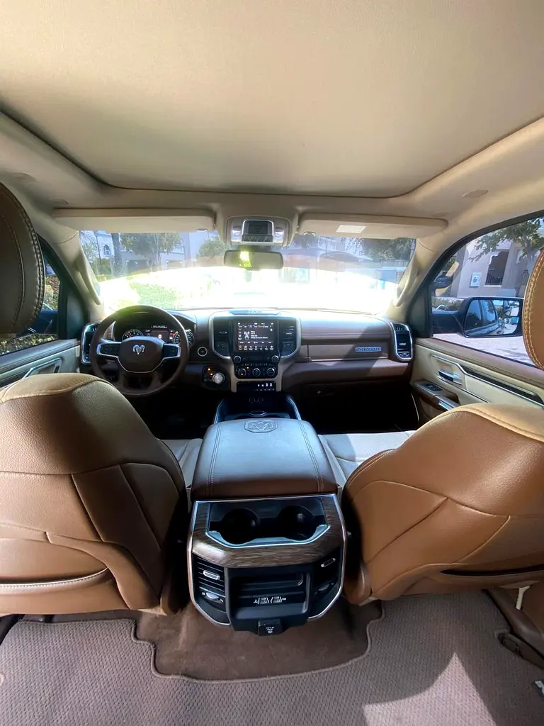 DODGE Ram 1500 Laramie 2020 - photo 12 - Import Émirats | International Cars