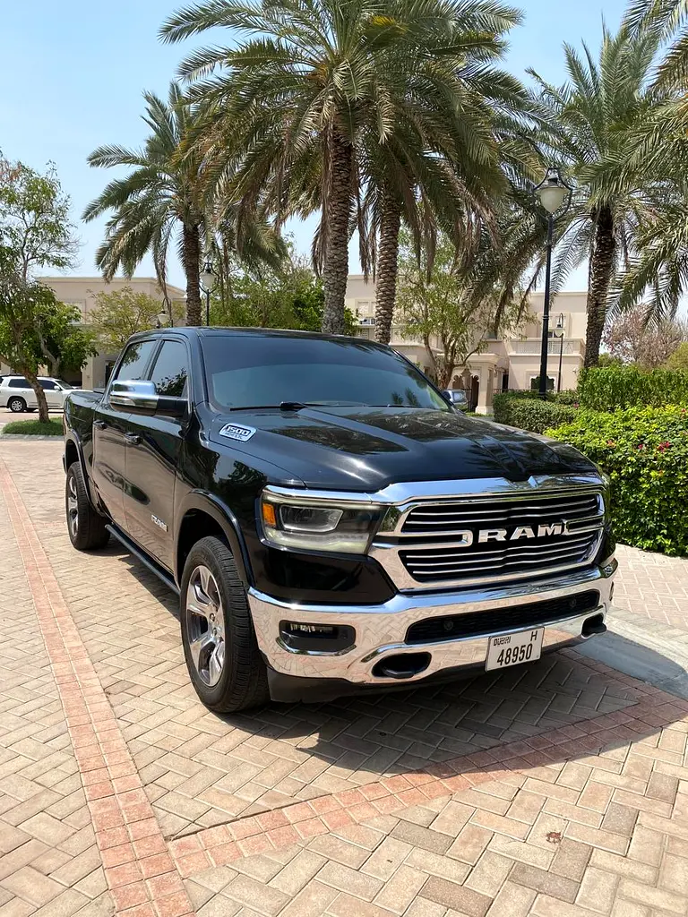 DODGE Ram 1500 Laramie 2020 - photo 3 - Import Émirats | International Cars