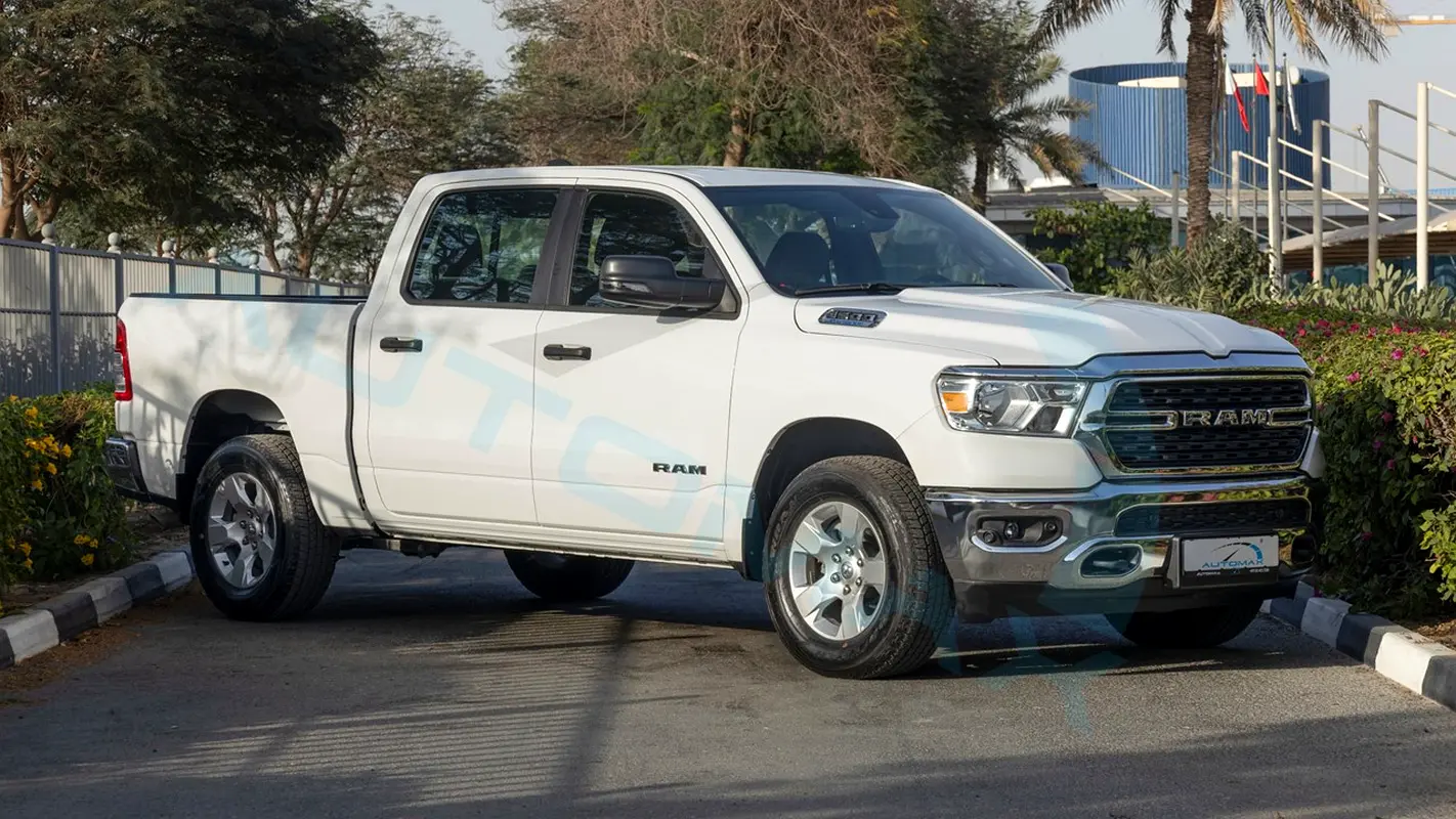 DODGE Ram 1500 Big Horn 2023 - photo 4 - Import Émirats | International Cars