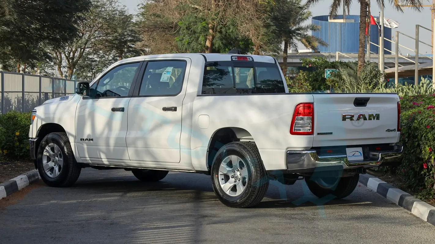 DODGE Ram 1500 Big Horn 2023 - photo 5 - Import Émirats | International Cars
