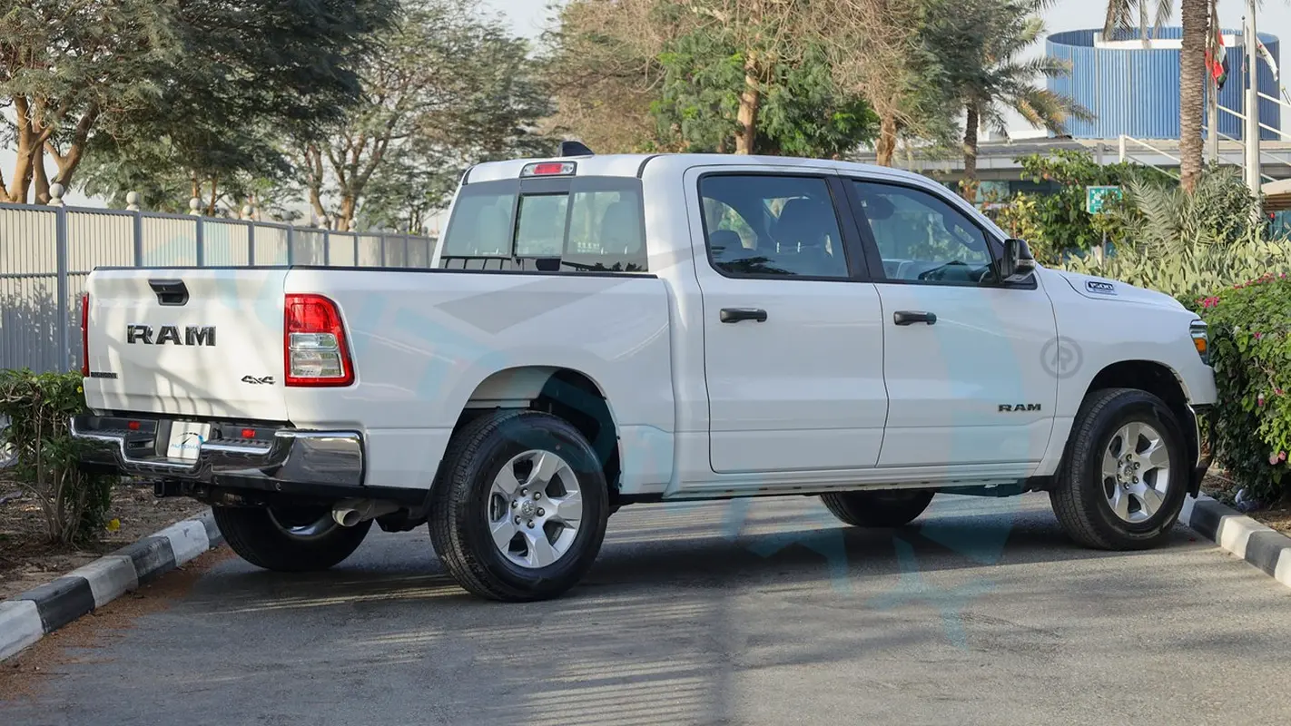 DODGE Ram 1500 Big Horn 2023 - photo 7 - Import Émirats | International Cars