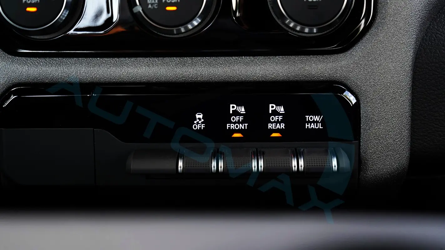 DODGE Ram 1500 Night Edition 2025 - photo 12 - Import Émirats | International Cars