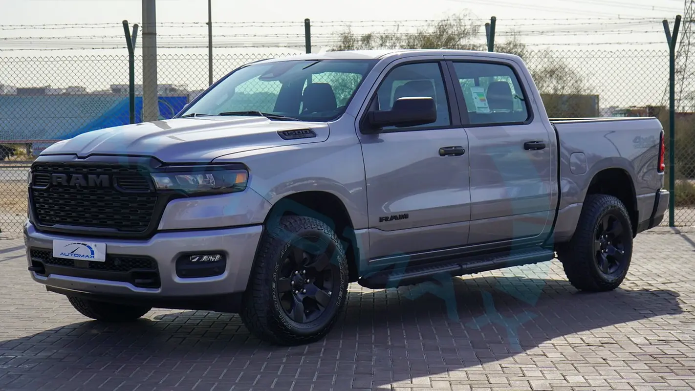 DODGE Ram 1500 Night Edition 2025 - photo 2 - Import Émirats | International Cars