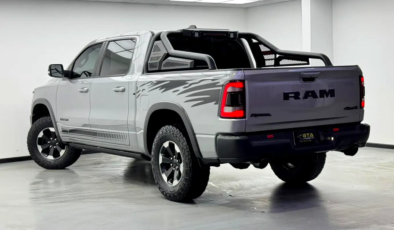 DODGE Ram 1500 Rebel Crew 2021 - photo 6 - Import Émirats | International Cars