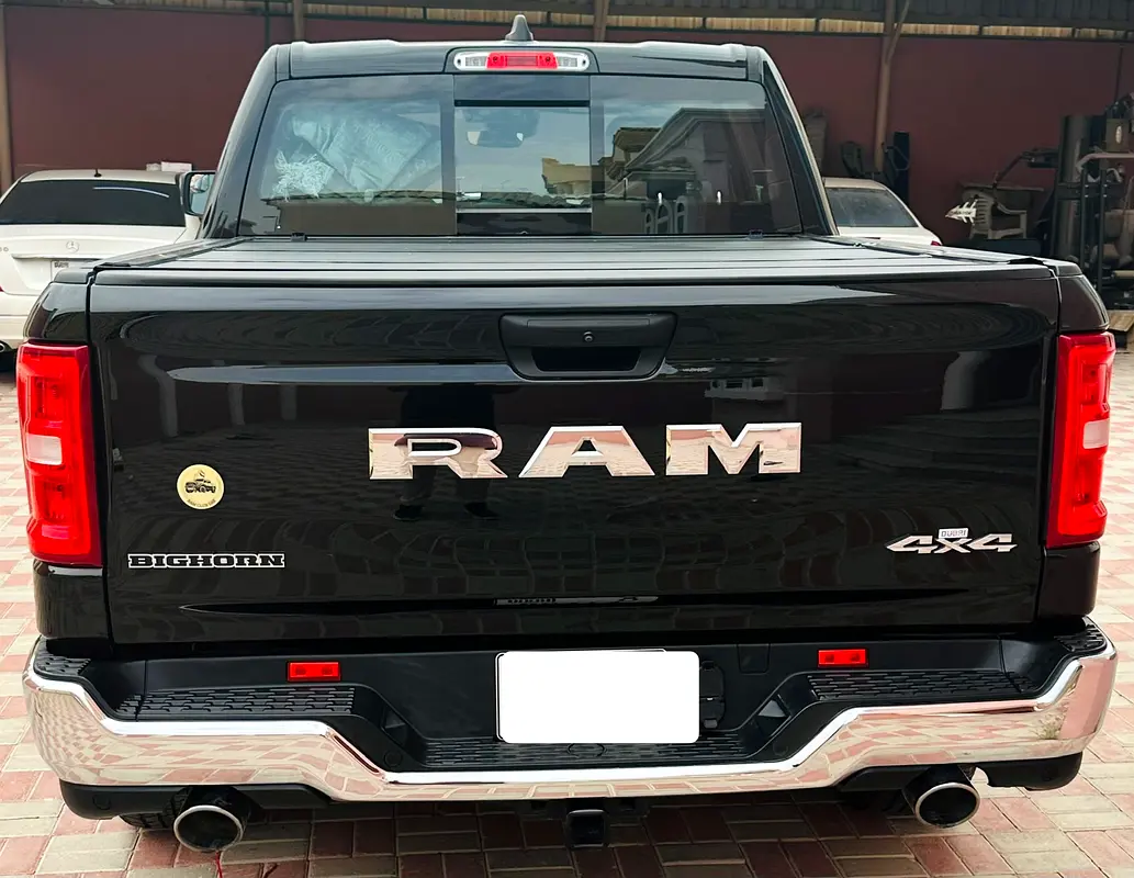 DODGE Ram 1500 Big Horn 2025 - photo 4 - Import Émirats | International Cars