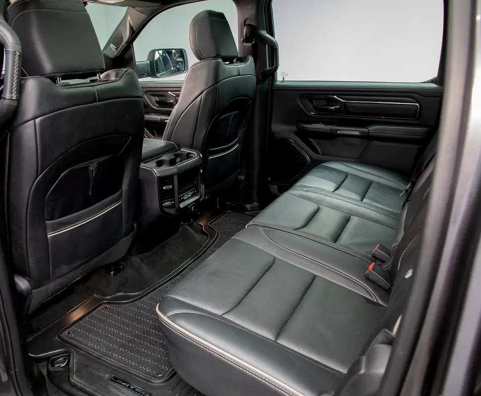 DODGE Ram 1500 Limited 2022 - photo 12 - Import Émirats | International Cars