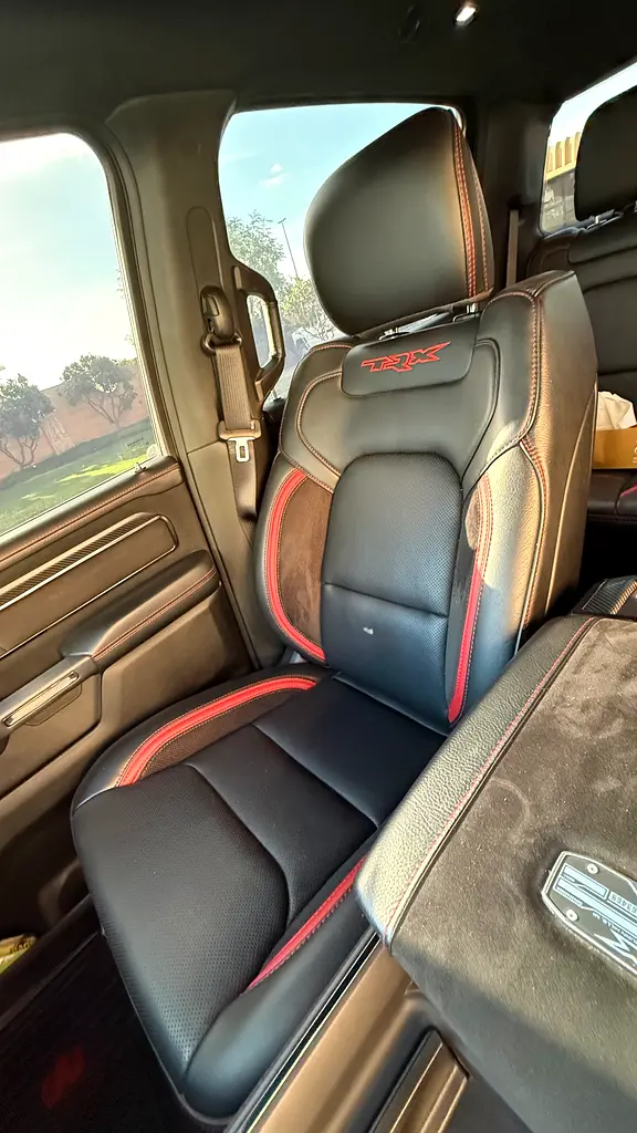 DODGE Ram 1500 Limited 2022 - photo 12 - Import Émirats | International Cars