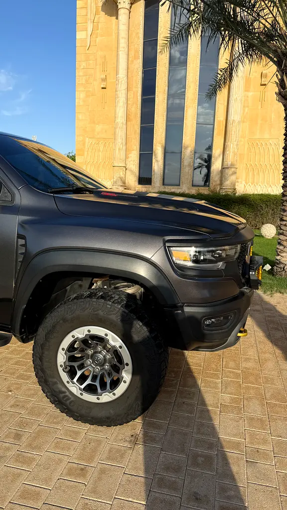 DODGE Ram 1500 Limited 2022 - photo 4 - Import Émirats | International Cars