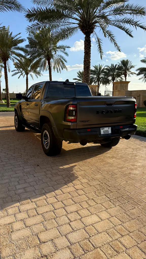 DODGE Ram 1500 Limited 2022 - photo 8 - Import Émirats | International Cars