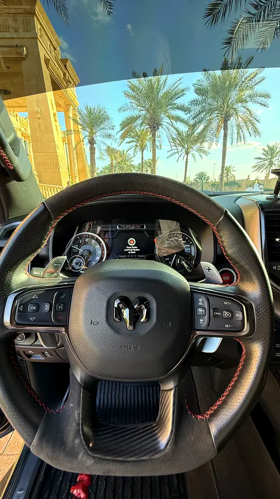 DODGE Ram 1500 Limited 2022 - photo 9 - Import Émirats | International Cars