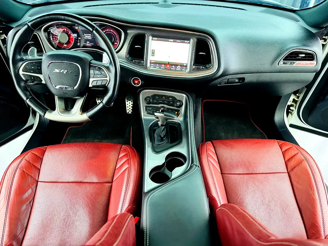 DODGE Challenger Hellcat Widebody 2018 - photo 11 - Import Émirats | International Cars