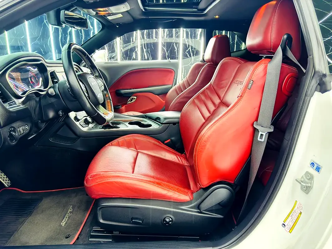 DODGE Challenger Hellcat Widebody 2018 - photo 12 - Import Émirats | International Cars