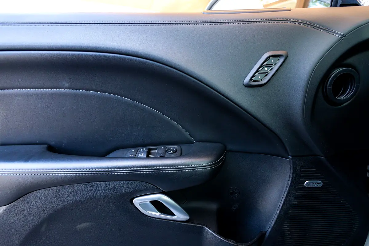 DODGE Challenger R/T 2021 - photo 11 - Import Émirats | International Cars