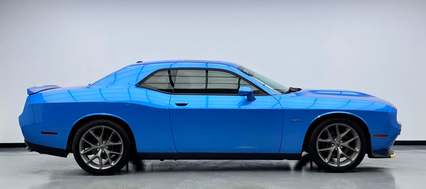 DODGE Challenger R/T Plus 2019 - photo 8 - Import Émirats | International Cars