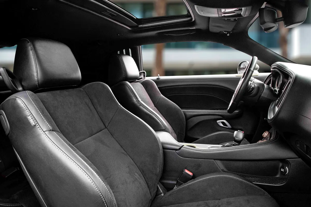 DODGE Challenger R/T 2023 - photo 11 - Import Émirats | International Cars