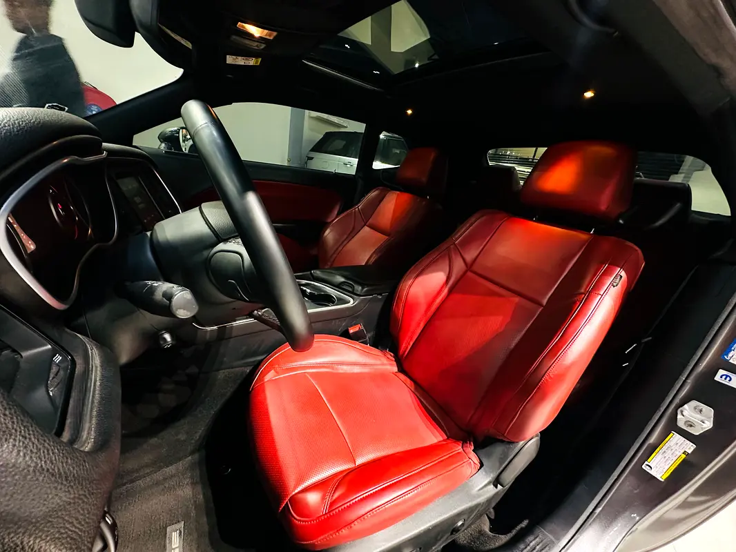 DODGE Challenger R/T Plus 2015 - photo 11 - Import Émirats | International Cars