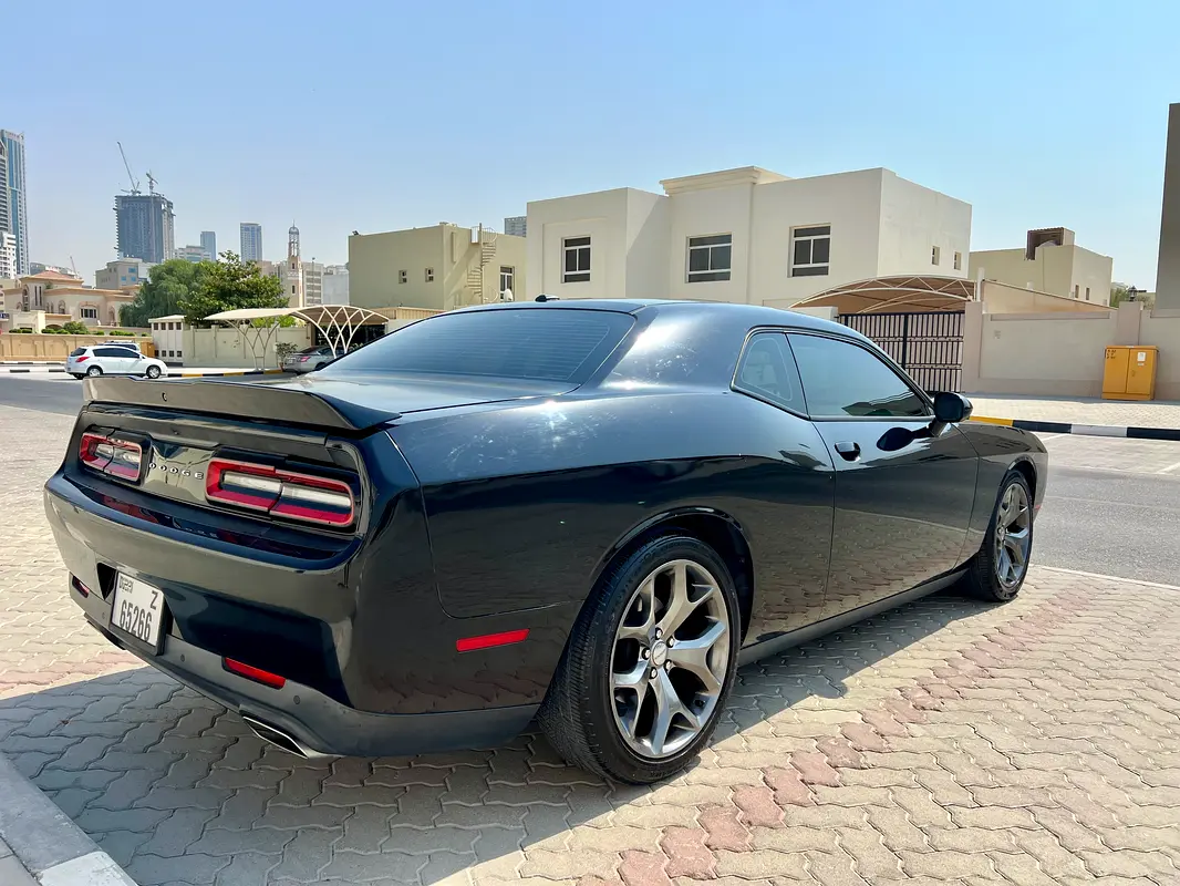 DODGE Challenger SXT 2016 - photo 10 - Import Émirats | International Cars