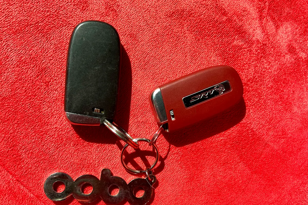 DODGE Challenger SXT 2016 - photo 12 - Import Émirats | International Cars