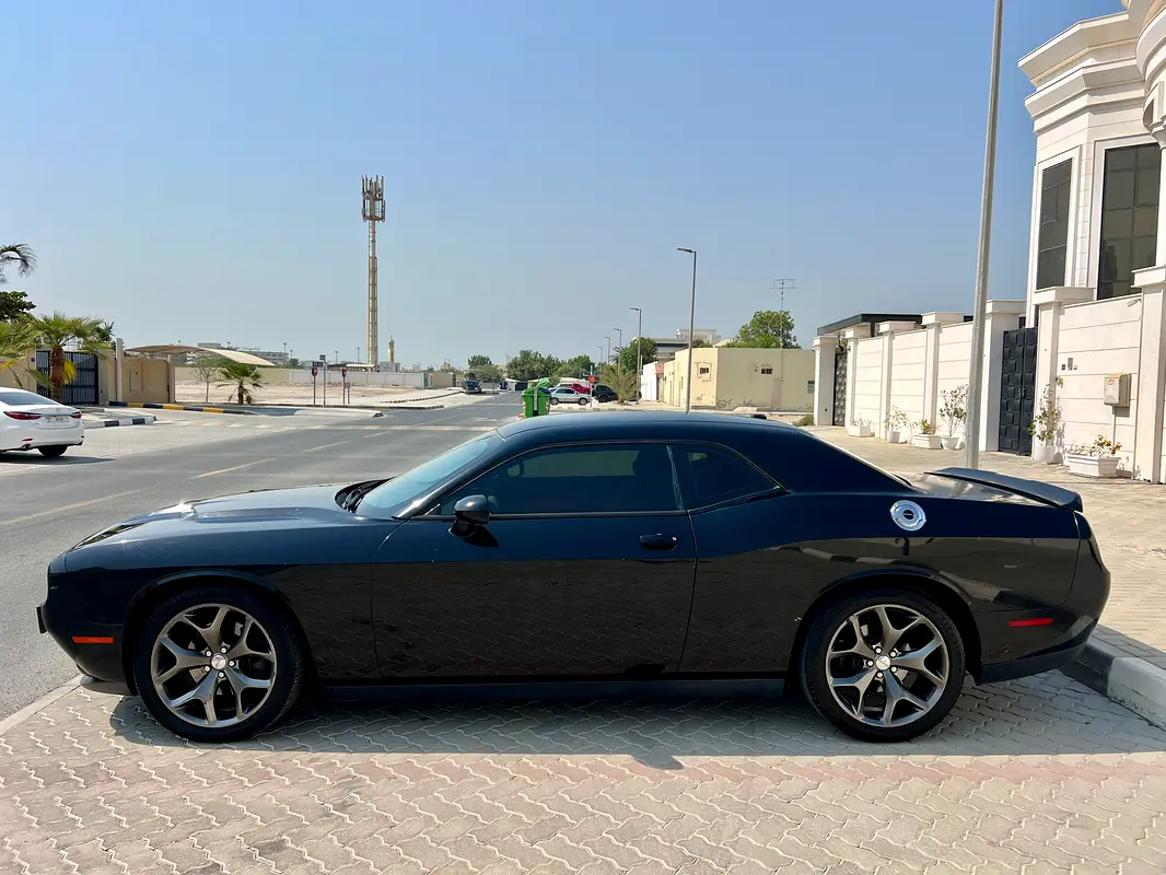 DODGE Challenger SXT 2016 - photo 4 - Import Émirats | International Cars