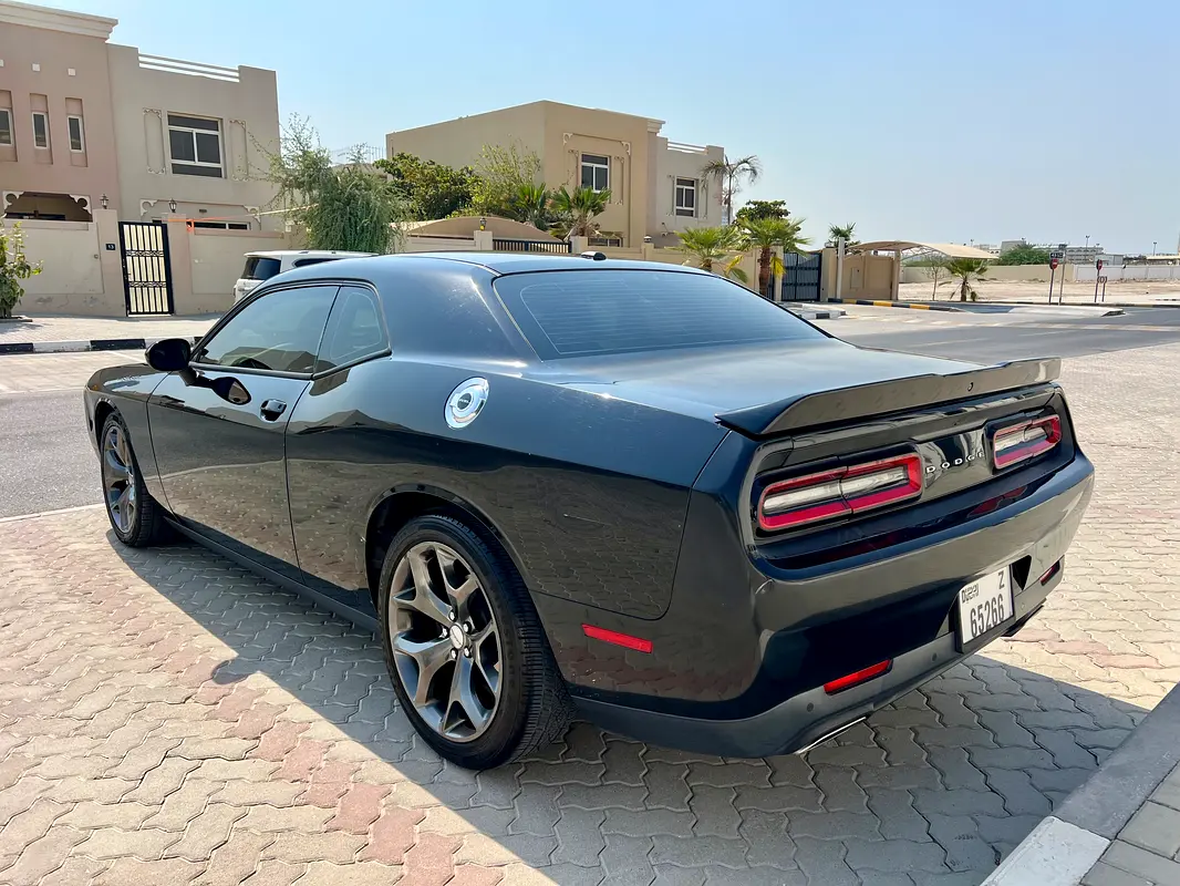 DODGE Challenger SXT 2016 - photo 8 - Import Émirats | International Cars