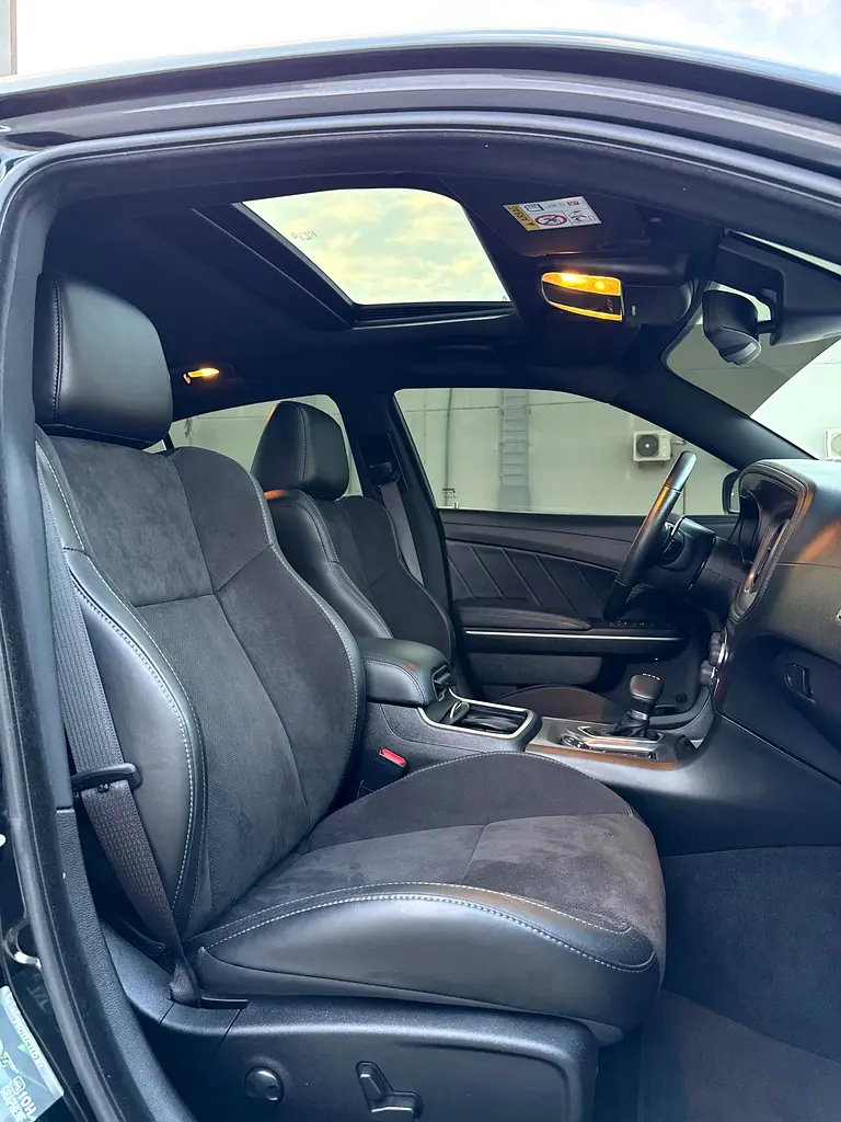 DODGE Charger R/T 2023 - photo 12 - Import Émirats | International Cars