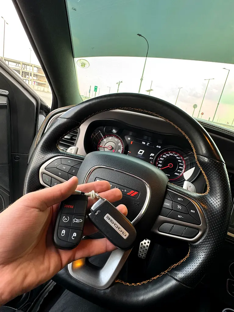 DODGE Charger GT 2022 - photo 9 - Import Émirats | International Cars