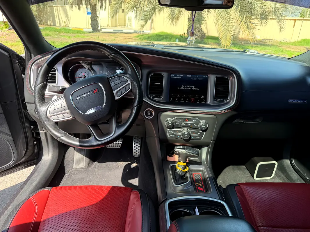 DODGE Charger R/T 2021 - photo 11 - Import Émirats | International Cars