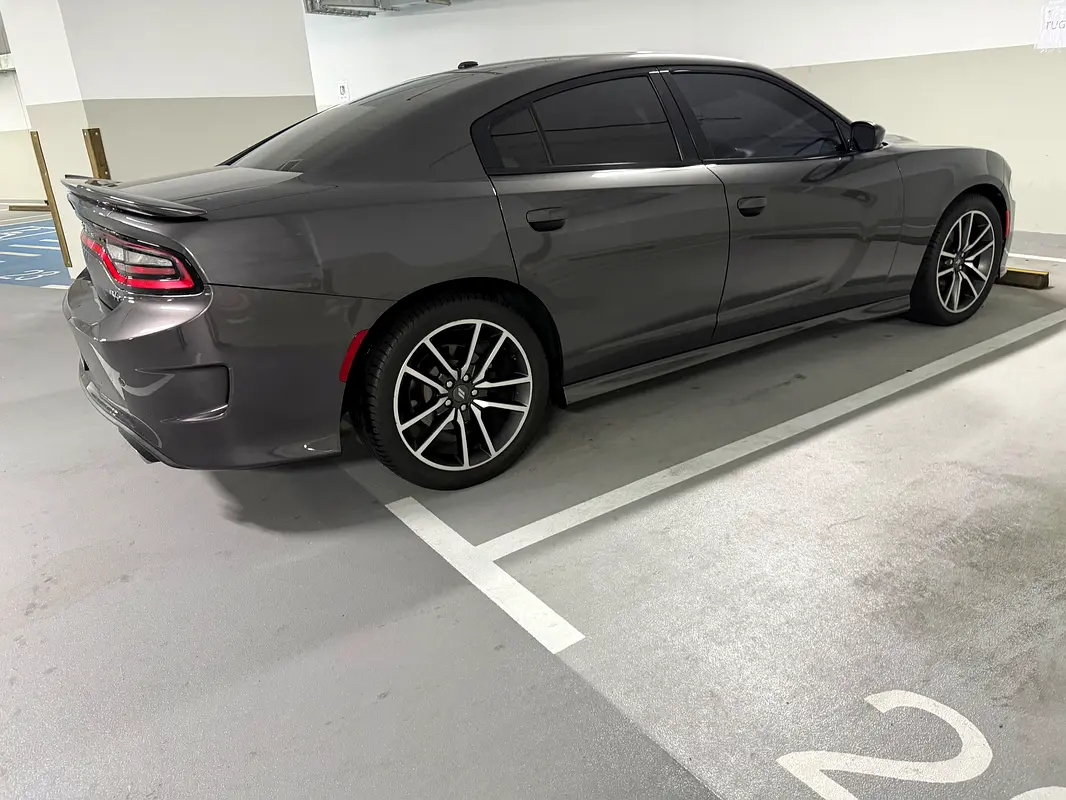 DODGE Charger R/T 2021 - photo 12 - Import Émirats | International Cars