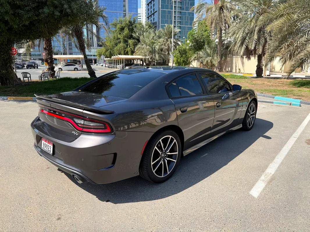 DODGE Charger R/T 2021 - photo 8 - Import Émirats | International Cars