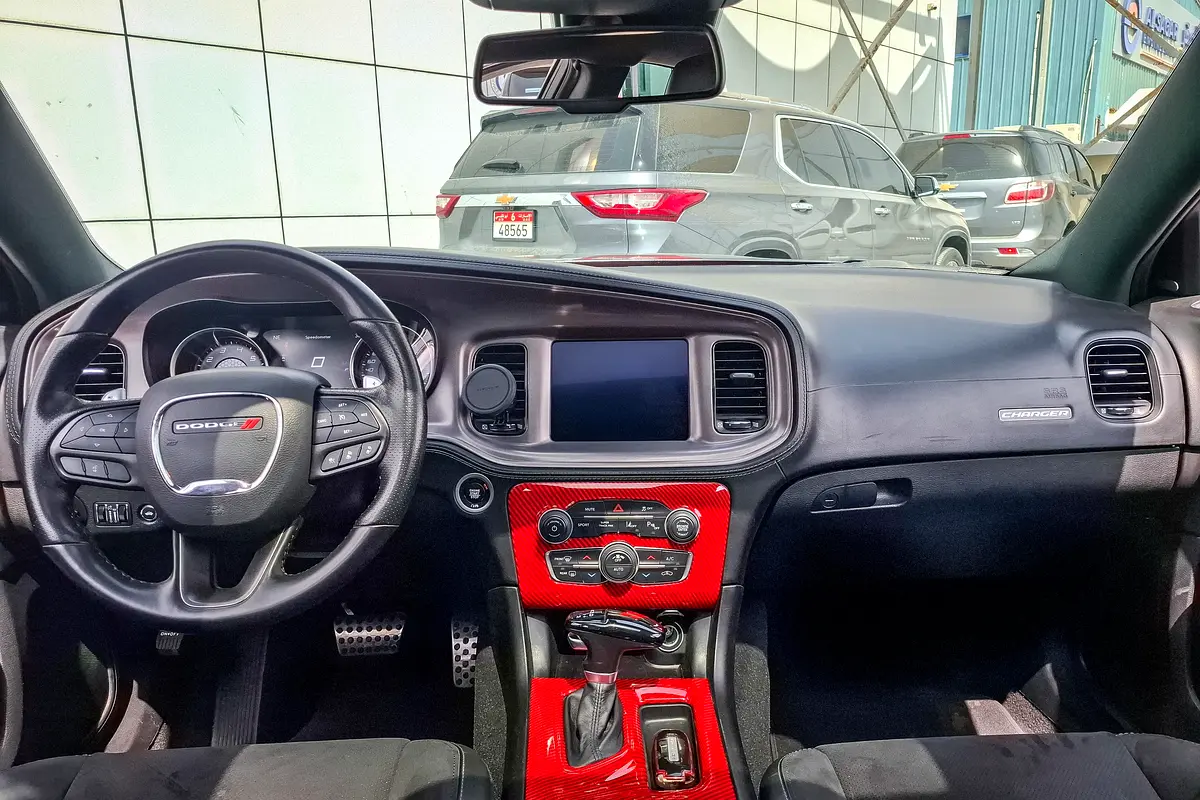 DODGE Charger R/T 2023 - photo 9 - Import Émirats | International Cars