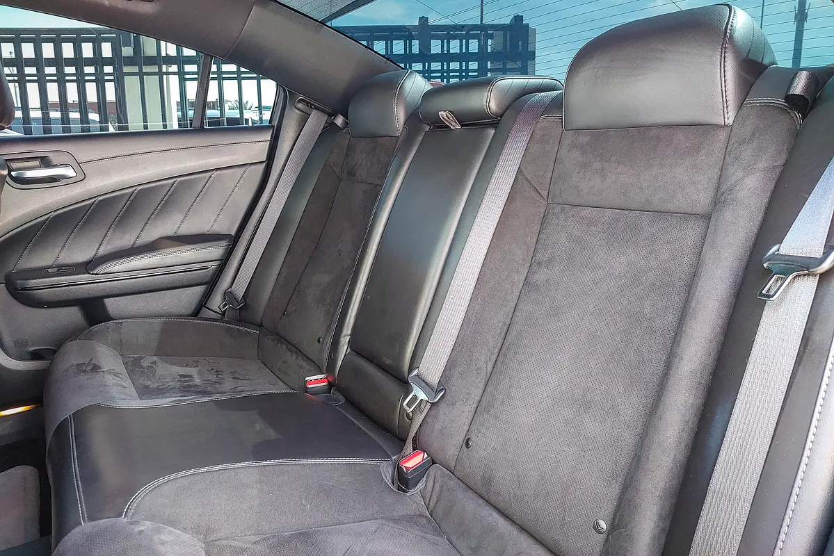 DODGE Charger GT 2023 - photo 12 - Import Émirats | International Cars