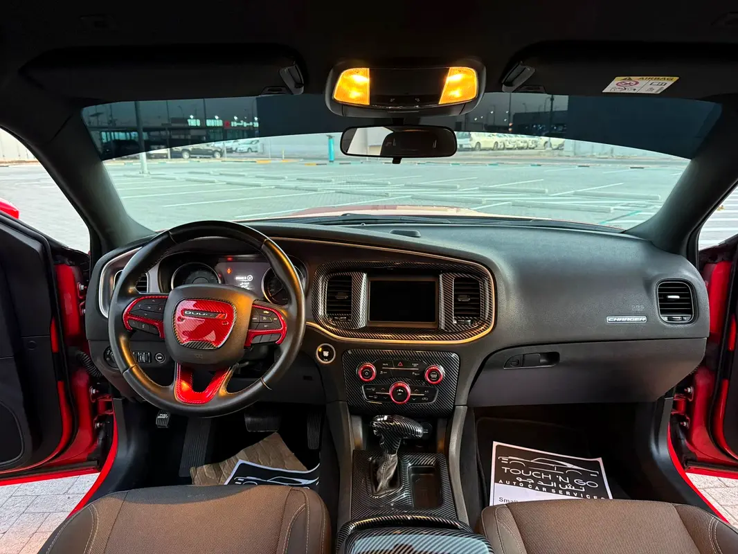 DODGE Charger SXT 2019 - photo 9 - Import Émirats | International Cars