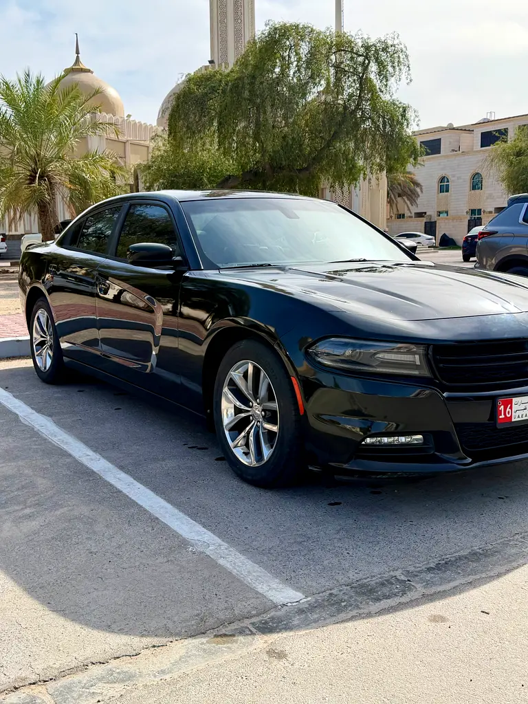 DODGE Charger SXT 2015 - photo 2 - Import Émirats | International Cars