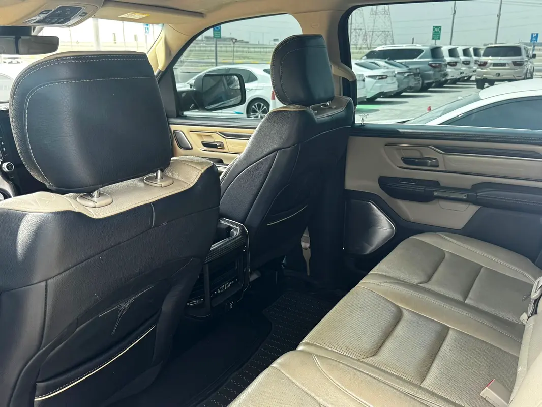 DODGE Ram 1500 Limited 2020 - photo 6 - Import Émirats | International Cars