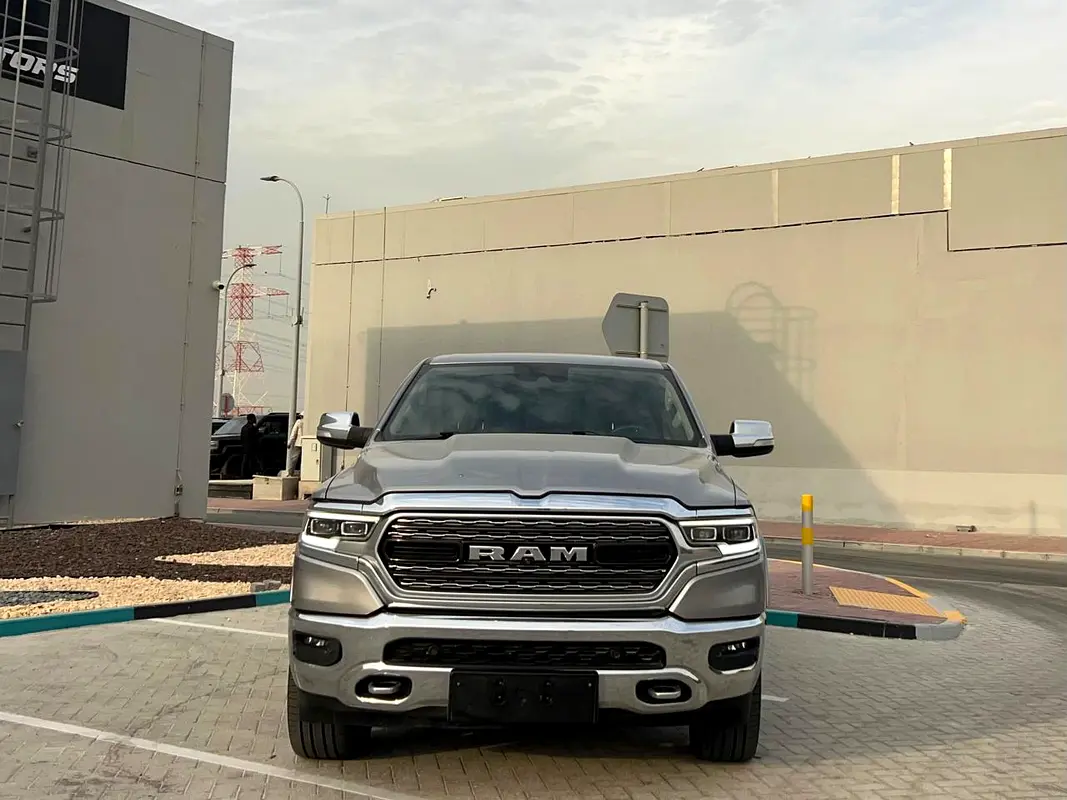 DODGE Ram 1500 Limited 2019 - photo 3 - Import Émirats | International Cars