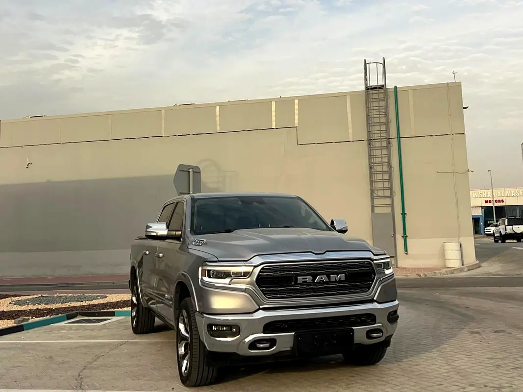 DODGE Ram 1500 Limited 2019 - photo 5 - Import Émirats | International Cars