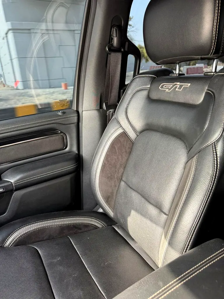 DODGE Ram 1500 Rebel Crew 2022 - photo 2 - Import Émirats | International Cars