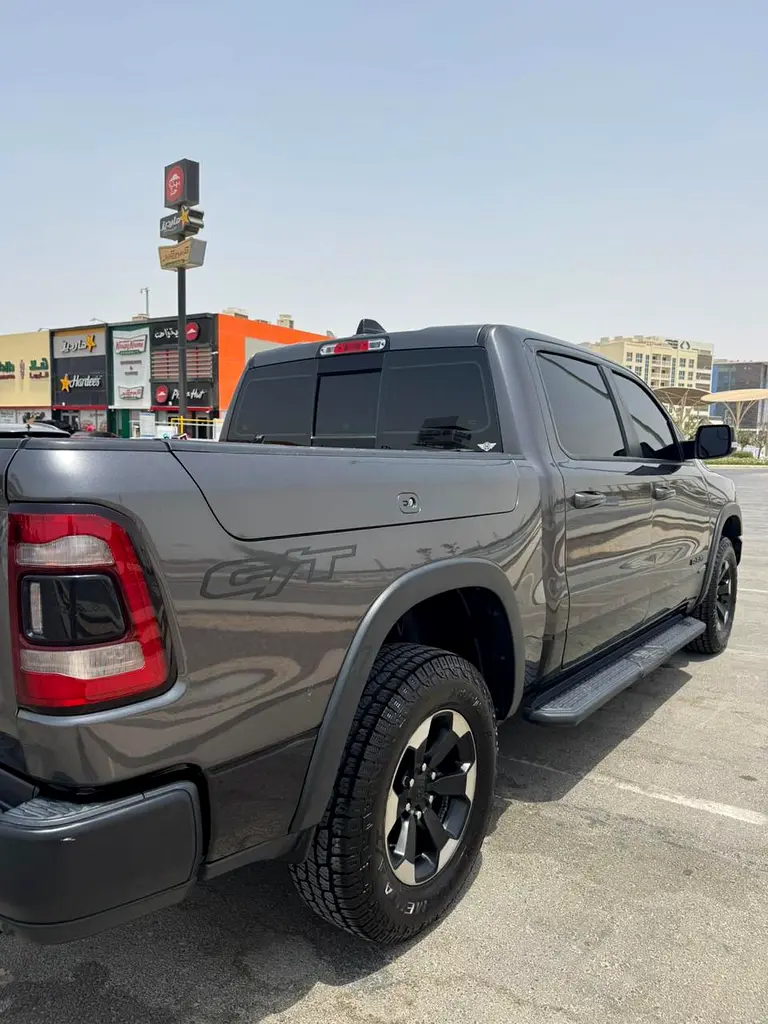DODGE Ram 1500 Rebel Crew 2022 - photo 7 - Import Émirats | International Cars