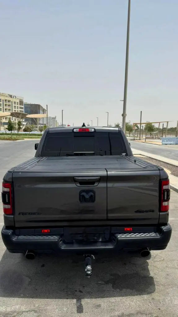 DODGE Ram 1500 Rebel Crew 2022 - photo 8 - Import Émirats | International Cars