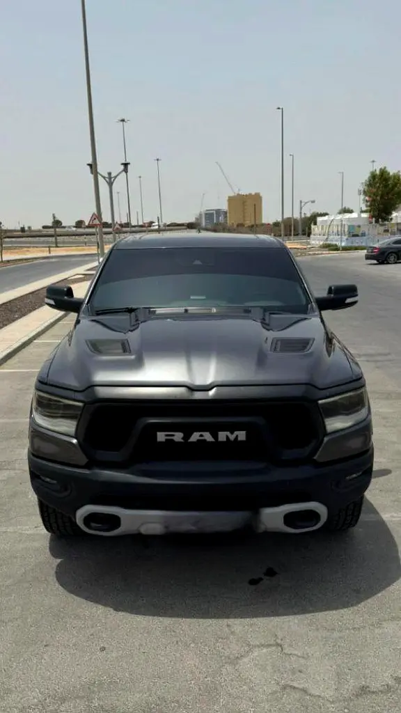 DODGE Ram 1500 Rebel Crew 2022 - photo 9 - Import Émirats | International Cars