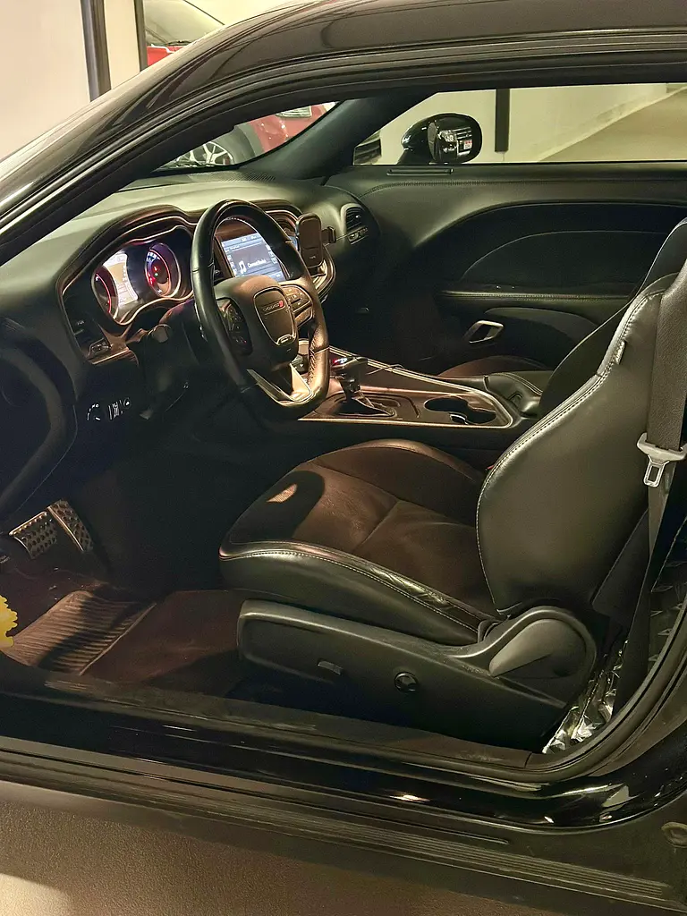 DODGE Challenger R/T Scat Pack 2020 - photo 6 - Import Émirats | International Cars